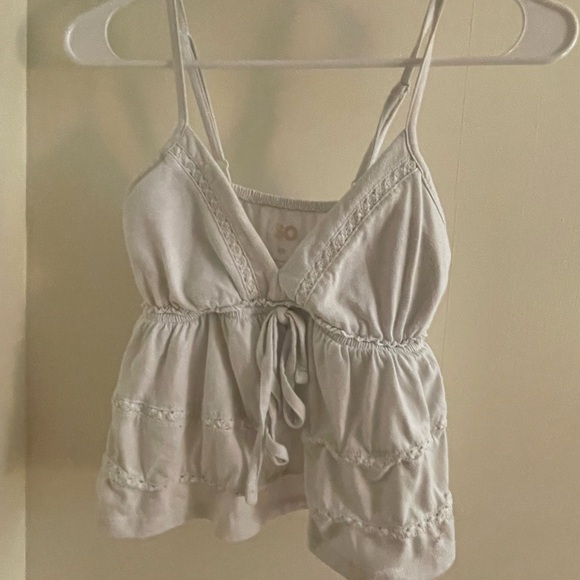 No Boundaries White Sleeveless Top - Picture 1 of 1